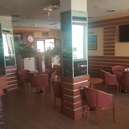 Hotel Kaktus 4*